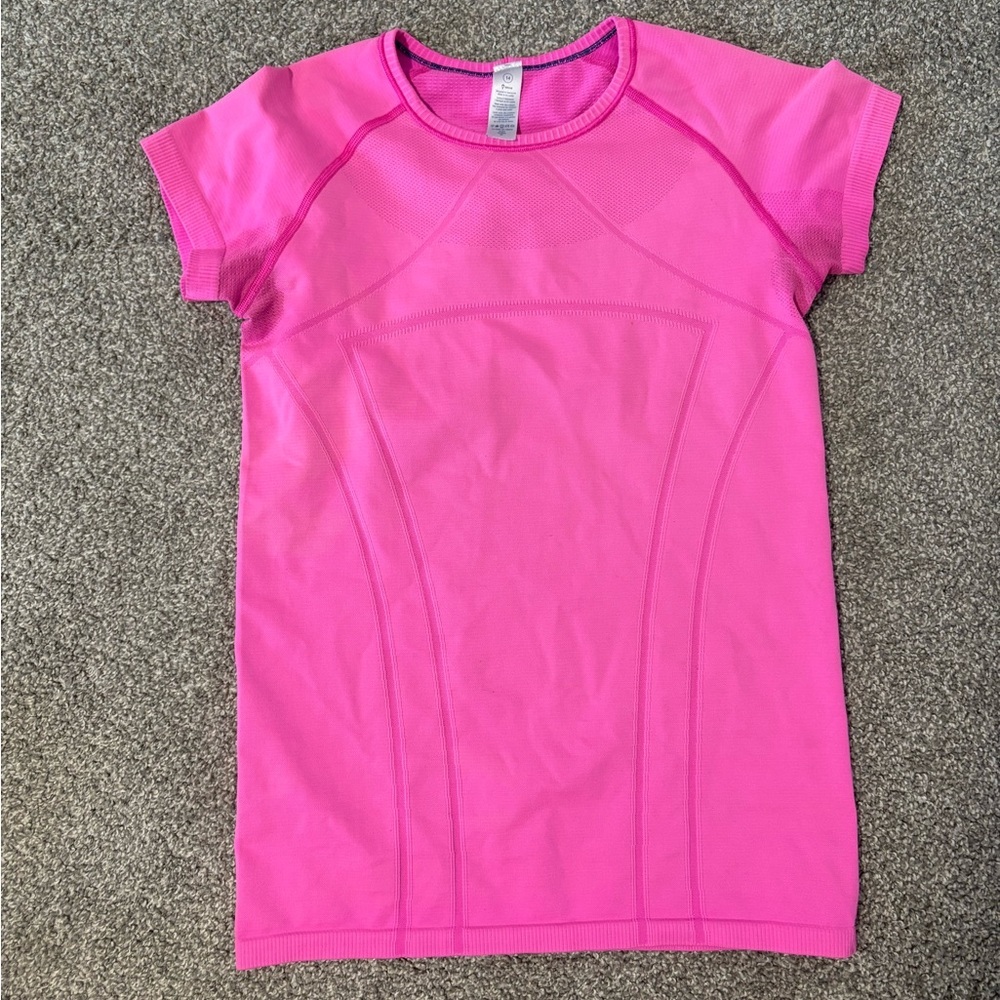 Ivivva Lululemon Pink Athletic Fly Tech Short Sleeve T-Shirt Girls Size Large 14